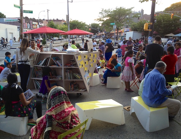 The Uni Portable Reading Room in New York City, 2014.