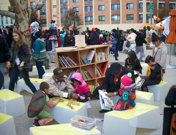 The Uni Portable Reading Room in New York City, 2014