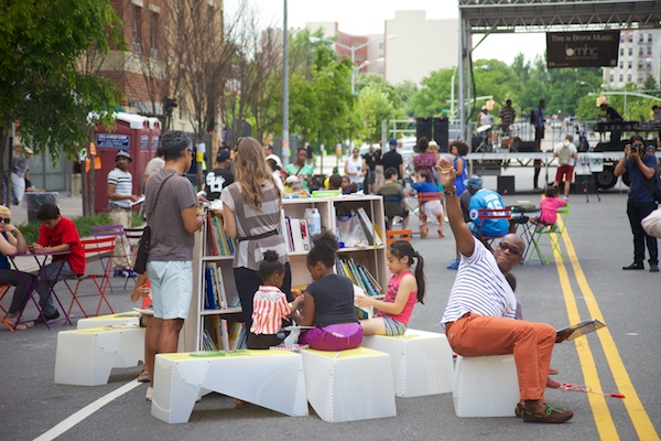 Making a reading room at a hip hop concert in Bronx